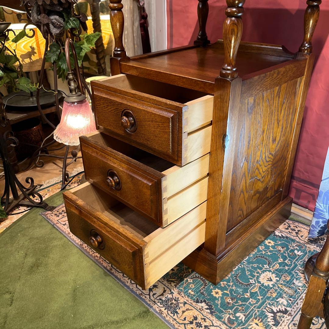 絵里花　国産ヴィンテージ 北海道　エゾ民芸　アクセントキャビネット