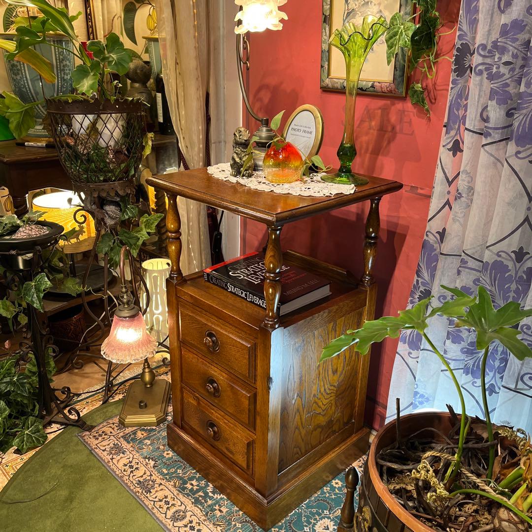 絵里花　国産ヴィンテージ 北海道　エゾ民芸　アクセントキャビネット