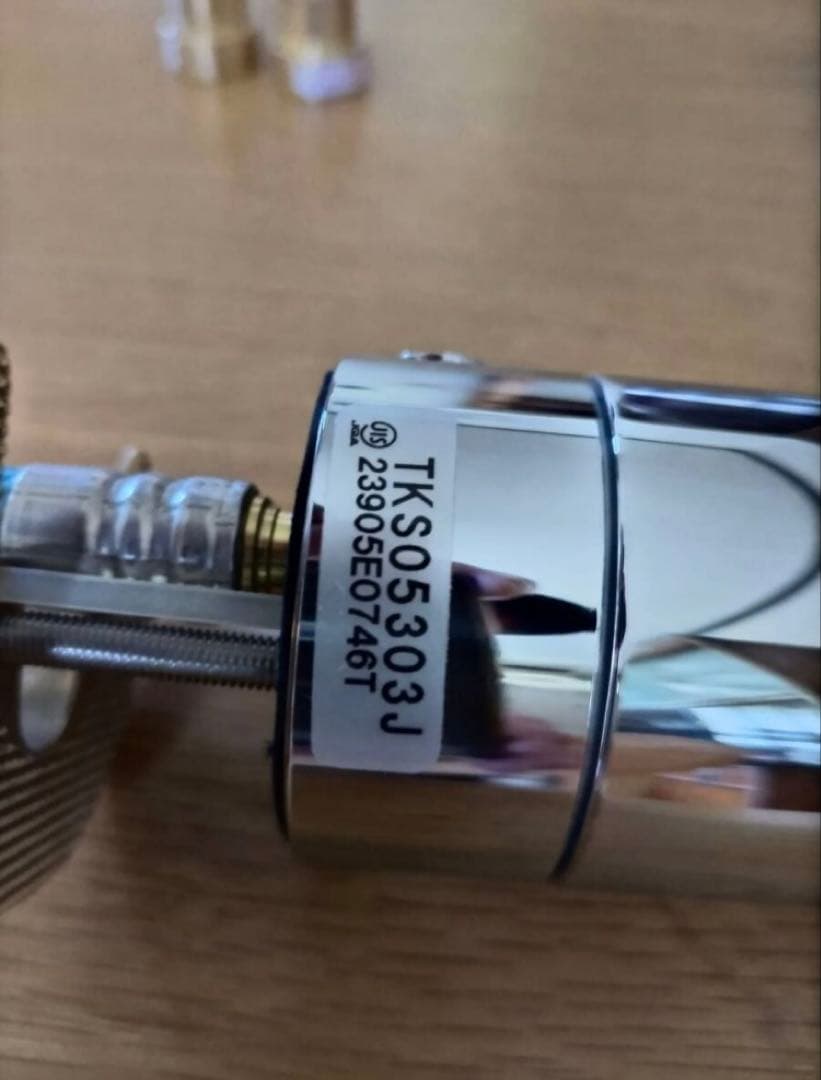 【極美品】TKS05303J TOTOシングル混合水栓 吐水切り替えタイプ