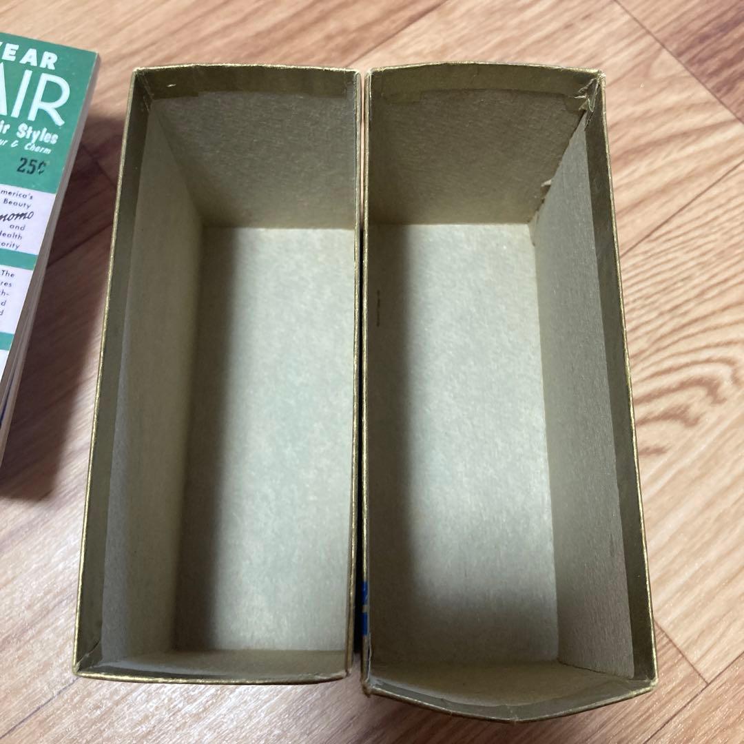 洋書 Golden Dozen Little Pocket Manuals