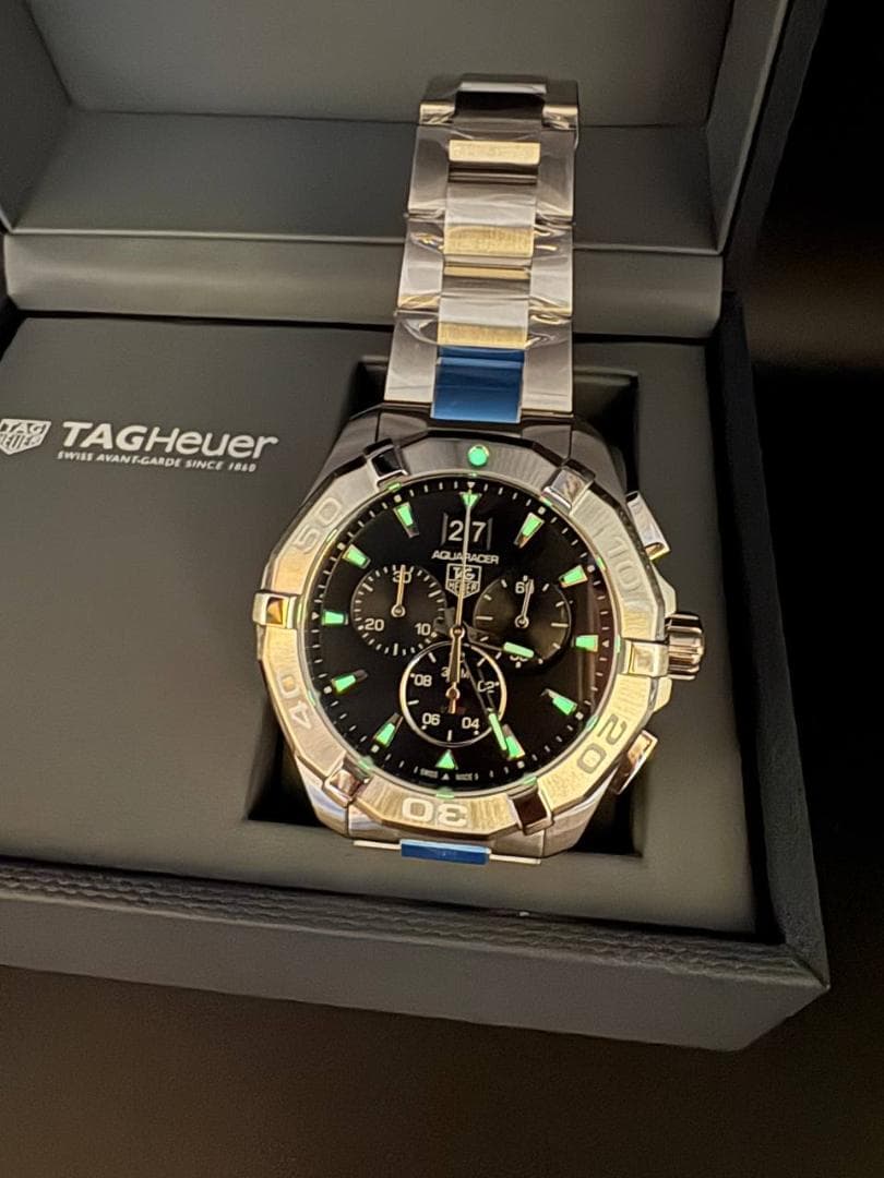 【新品未使用】タグホイヤーアクアレーサー CAY1110.BA0927