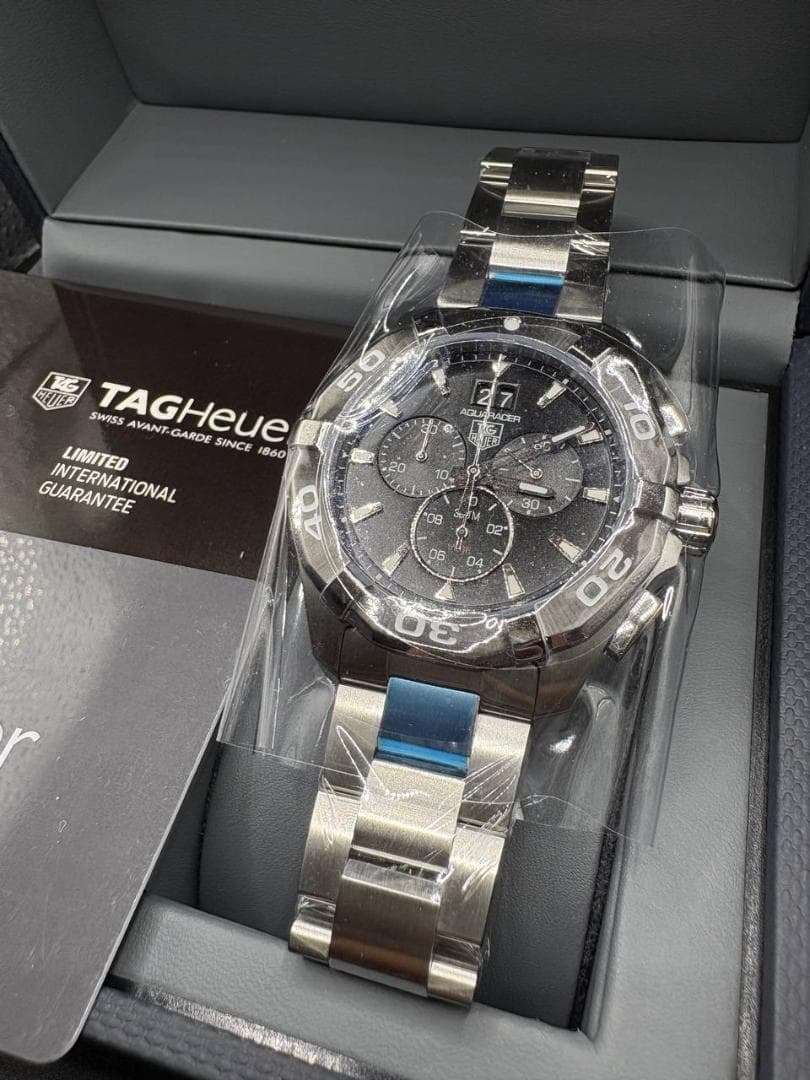 【新品未使用】タグホイヤーアクアレーサー CAY1110.BA0927