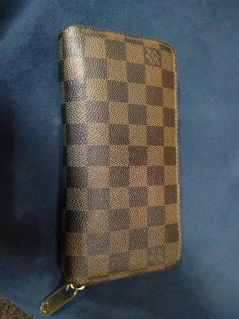 ★ＬＯＵIＳ ＶＵITTＯＮ ルイヴィトン　ジッピーウォレット　長財布