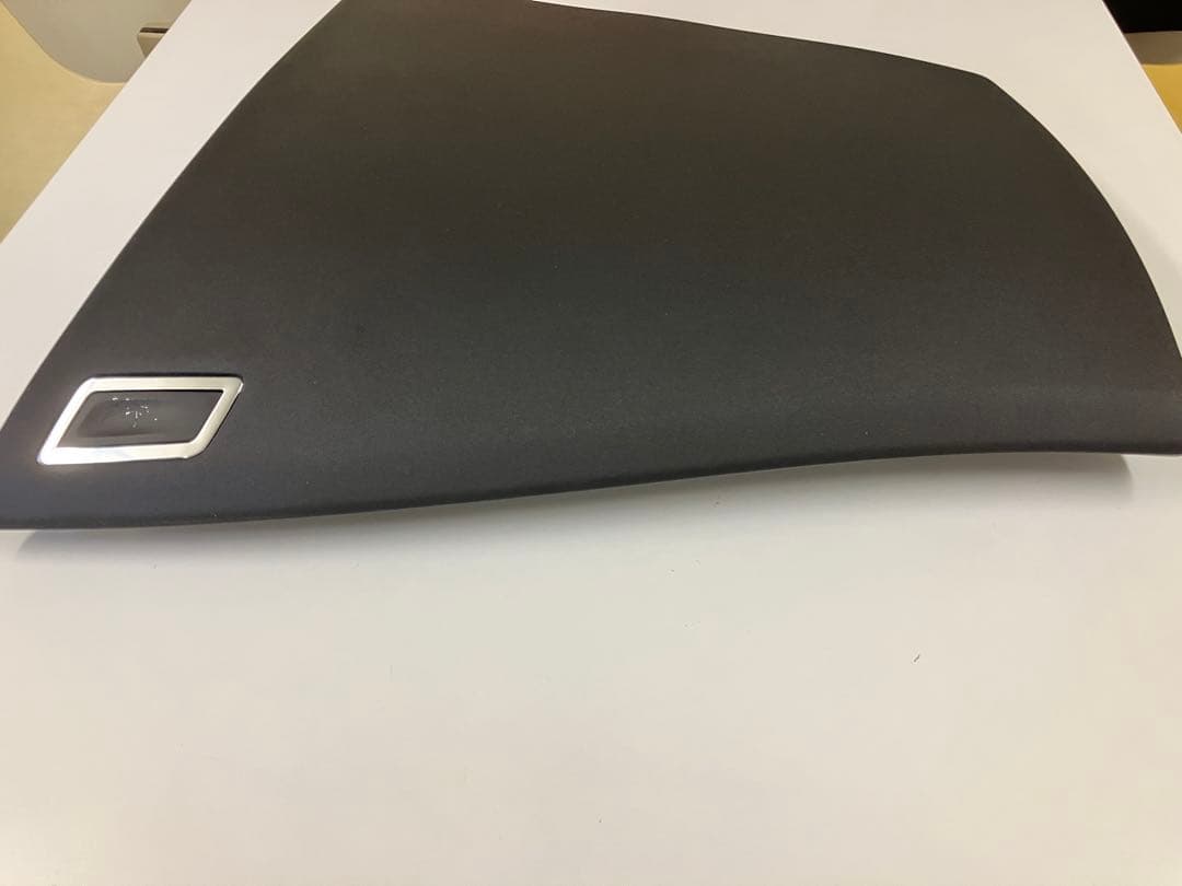 美品！シトロエンC4ピカソ　ダッシュボードフタ左右