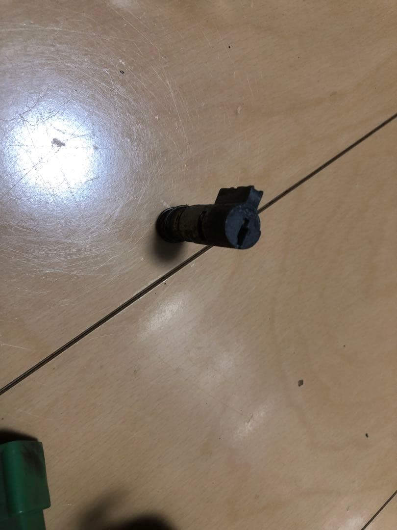 A*i様 メインキーシリンダー タンクキャップ カワサキ 純正KSR50 KSR