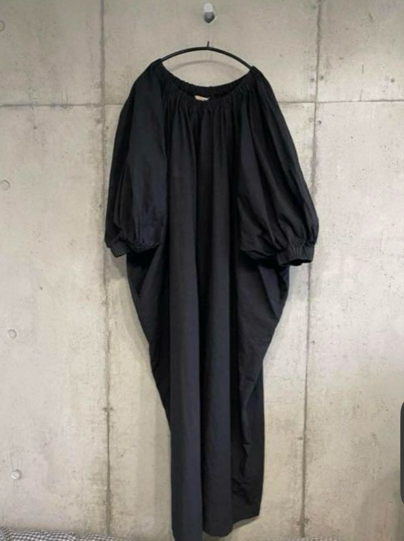 カレンソロジーバルーンスリーブ ロングワンピース