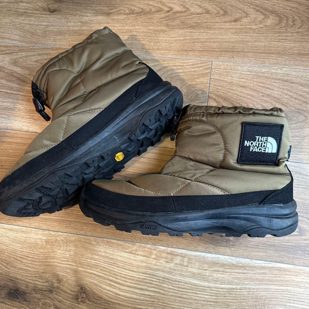 THE NORTH FACE ヌプシ　ブーティー