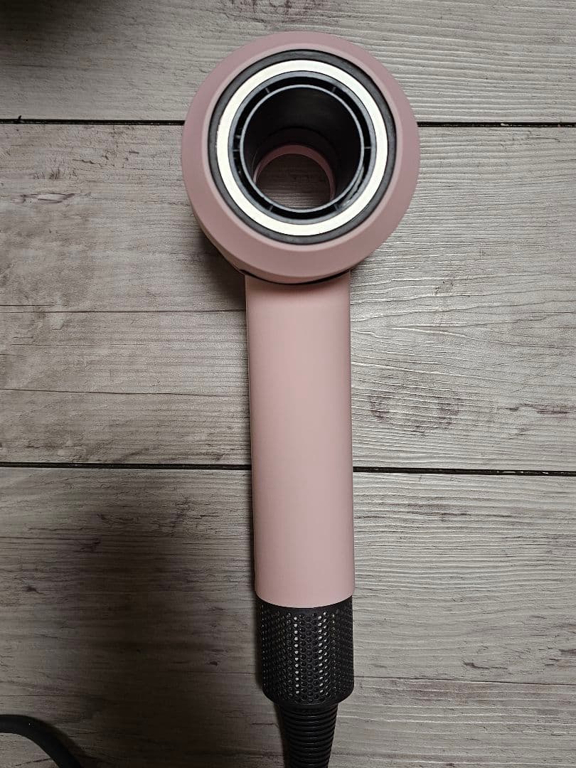 数量限定　新品シリコンカバー付　ダイソン　メンテナンス済　Dyson hd08