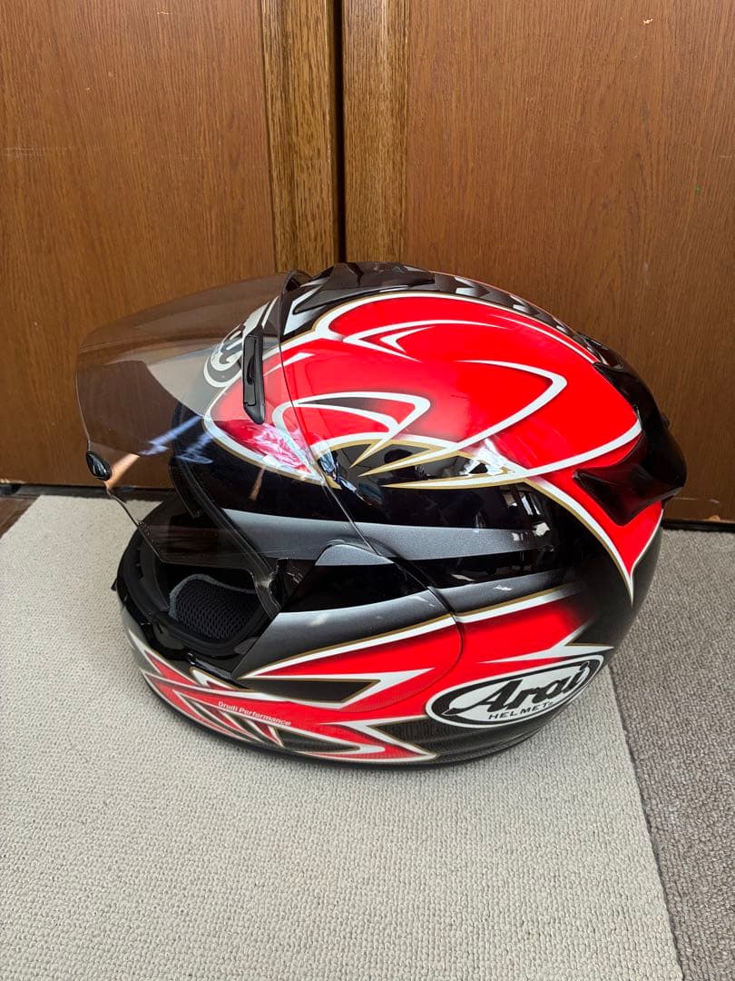 Arai フルフェイスヘルメット レッド/ブラック