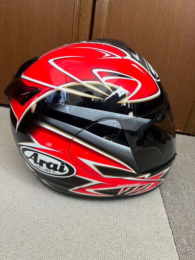 Arai フルフェイスヘルメット レッド/ブラック