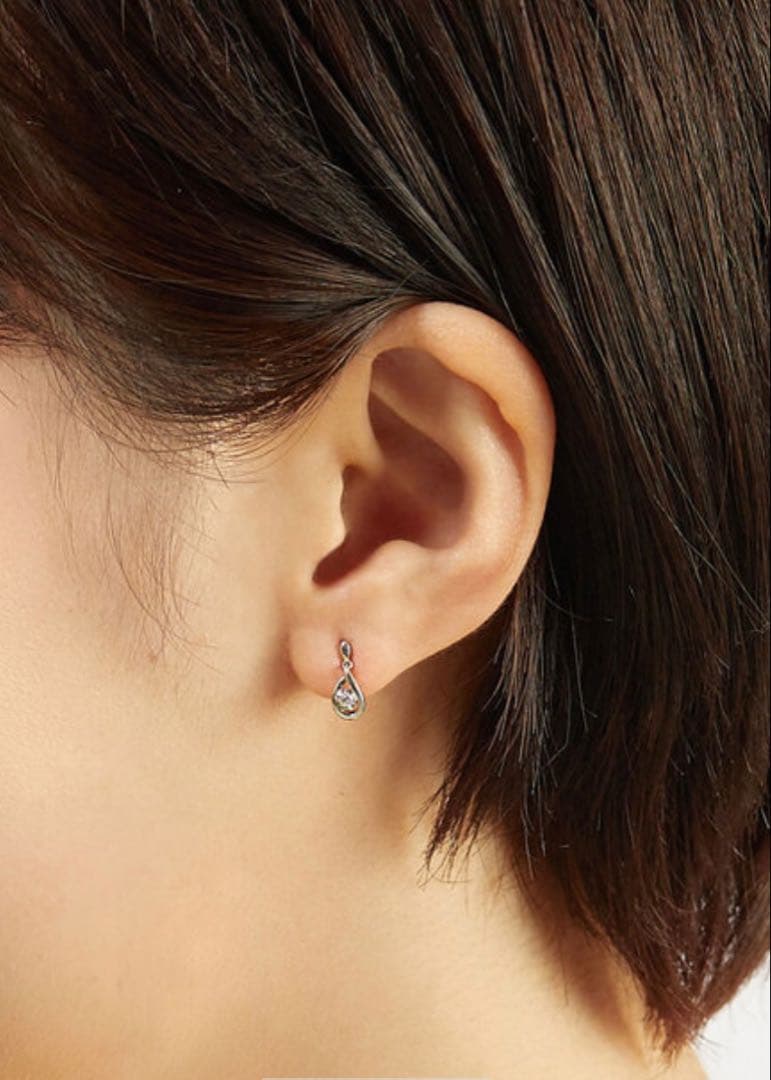 VAヴァンドーム青山 ダイヤモンドピアス