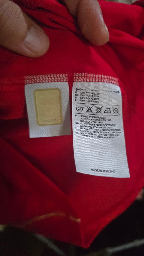 リバプール 【正規品】未使用タグ付き　10/12  スアレス 7