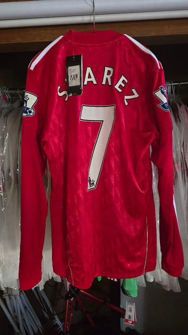 リバプール 【正規品】未使用タグ付き　10/12  スアレス 7