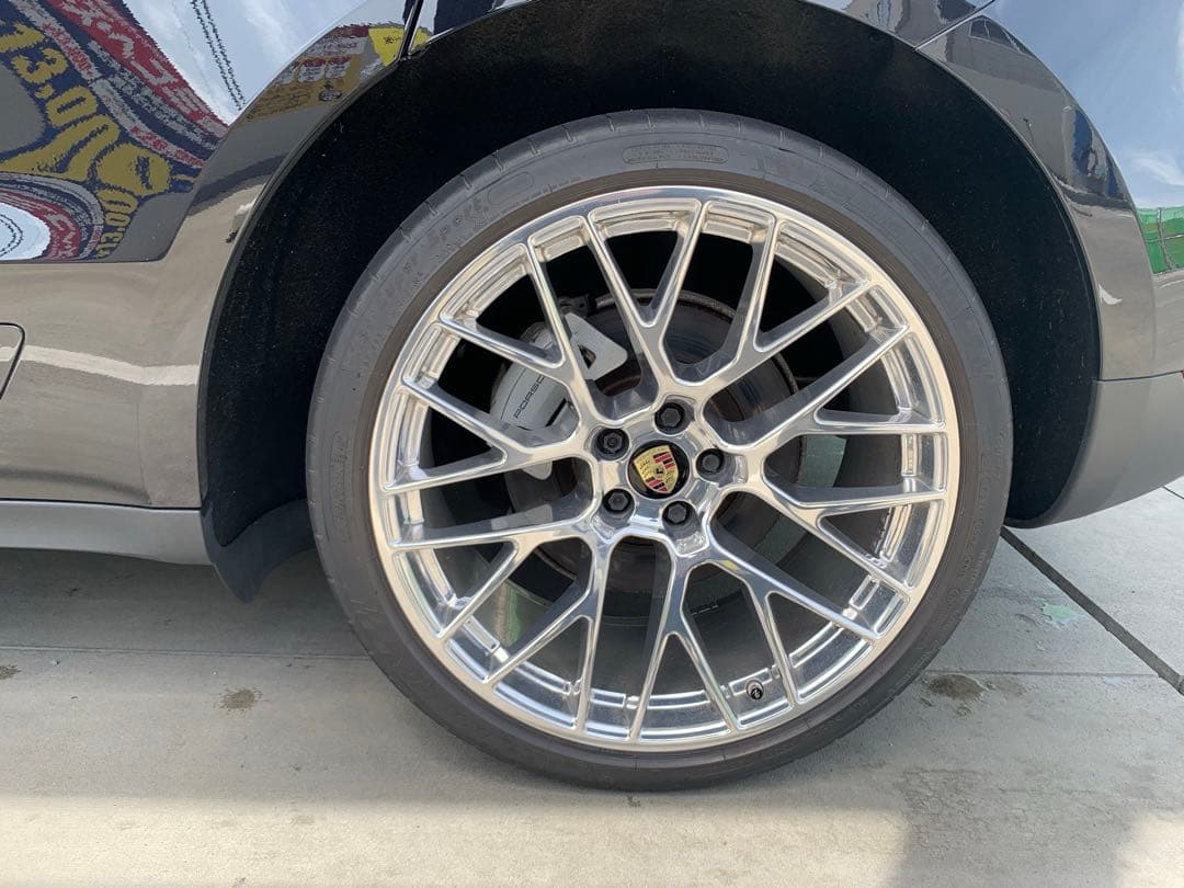 ポルシェ 21インチ ホイール 空気圧センサー入り