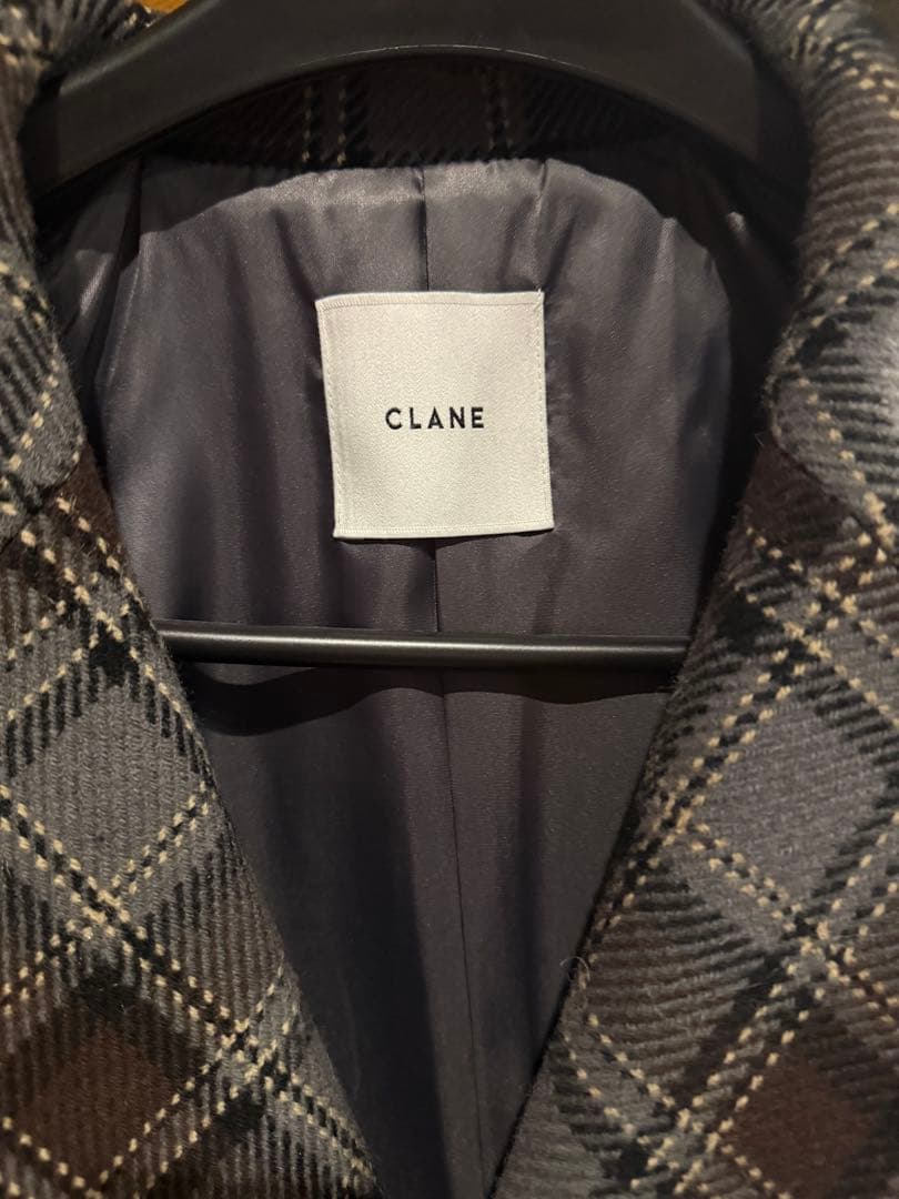 ジャケット・アウター CLANE OVER SHOULDER PEAKED LAPEL COAT