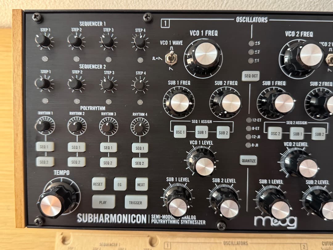 新品同　moog SUBHARMONICON モジュラーシンセサイザー