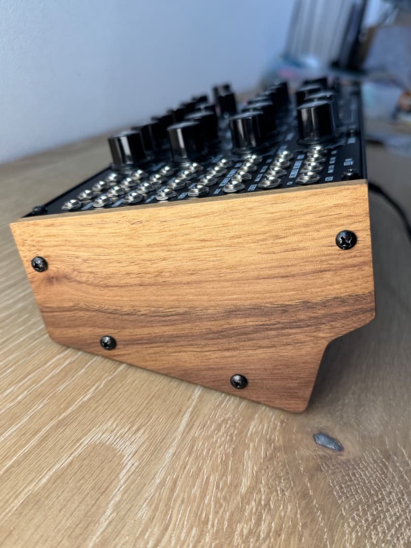 新品同　moog SUBHARMONICON モジュラーシンセサイザー