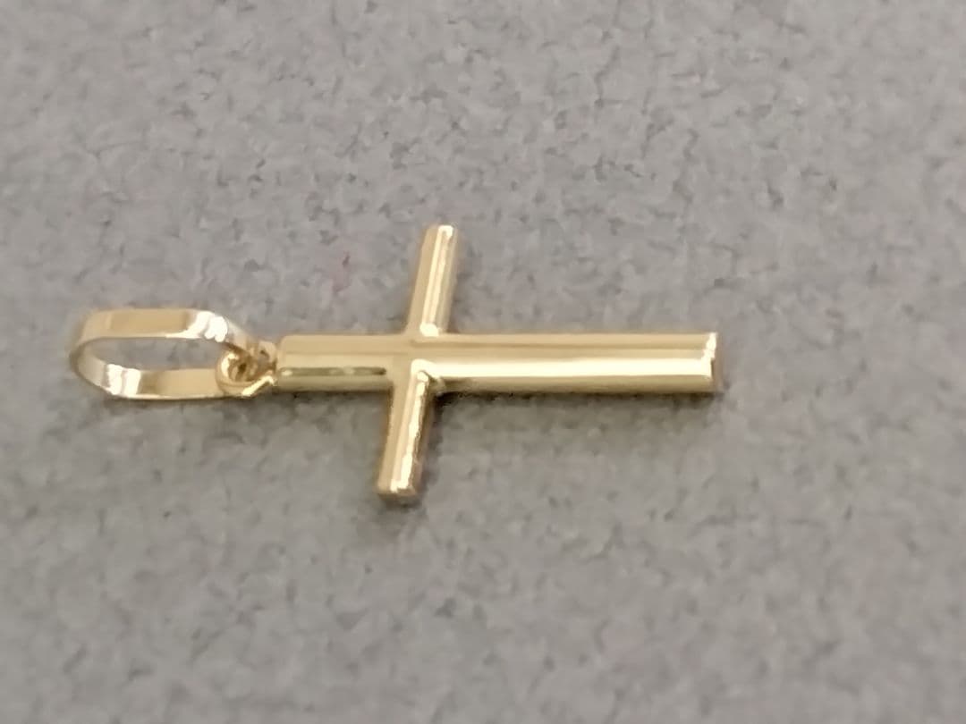 K18YG十字架ペンダントトップ　　中古品