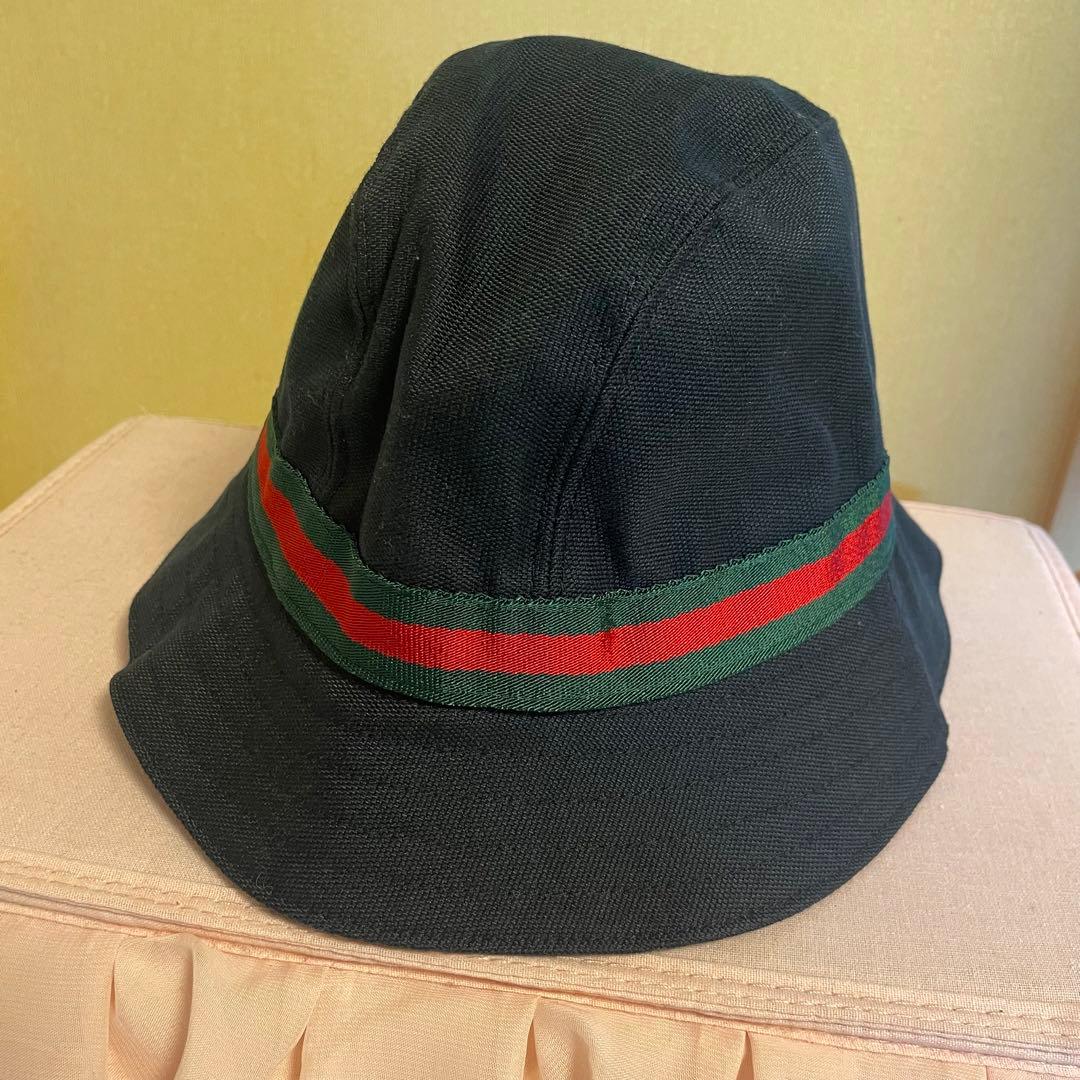 Gucci バケットハット ブラック　S 旅行　帰省