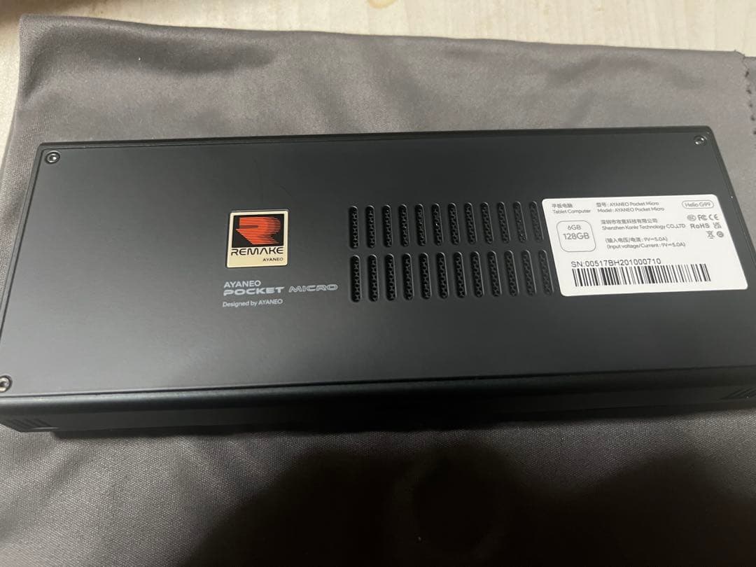 ガ*ウ様 中古　AYANEO Pocket Micro ブラック　6GB 128