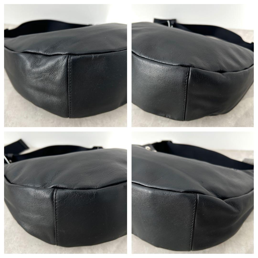 【未使用品✨️】russet ソフトレザー ラウンドショルダーバッグ ブラック