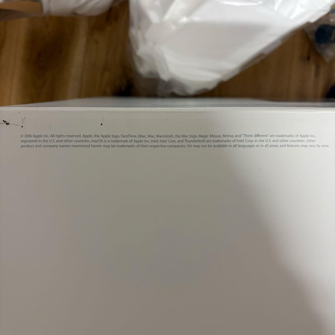 Apple iMac Retina 4K 21.5インチ　箱付き