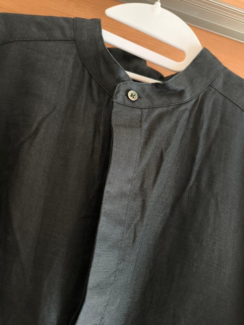 かぐれ　バンドカラーリネンハーフスリーブオールインワン　黒