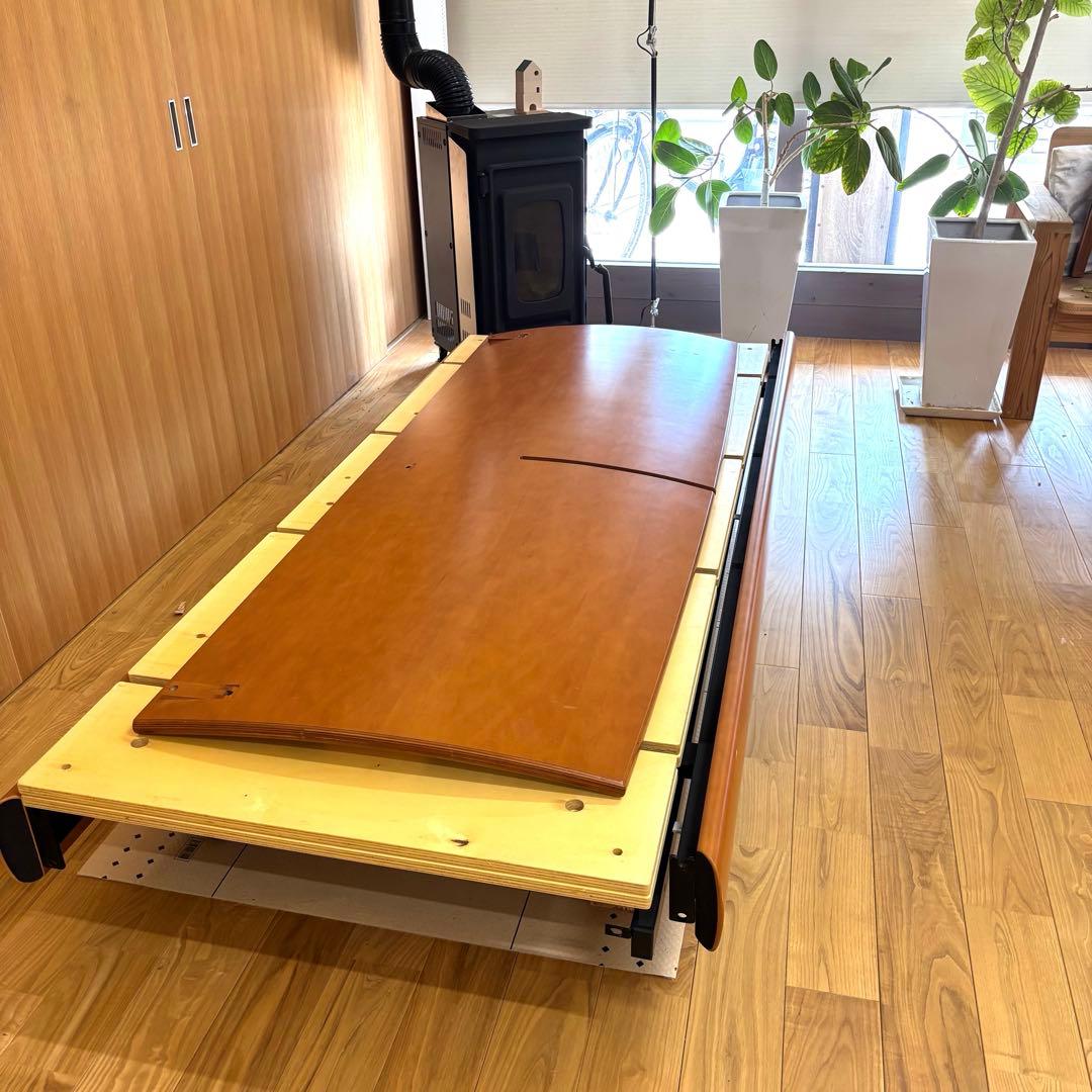 アルフレックス　ポピー　クイーンベッド　フレーム　モダン