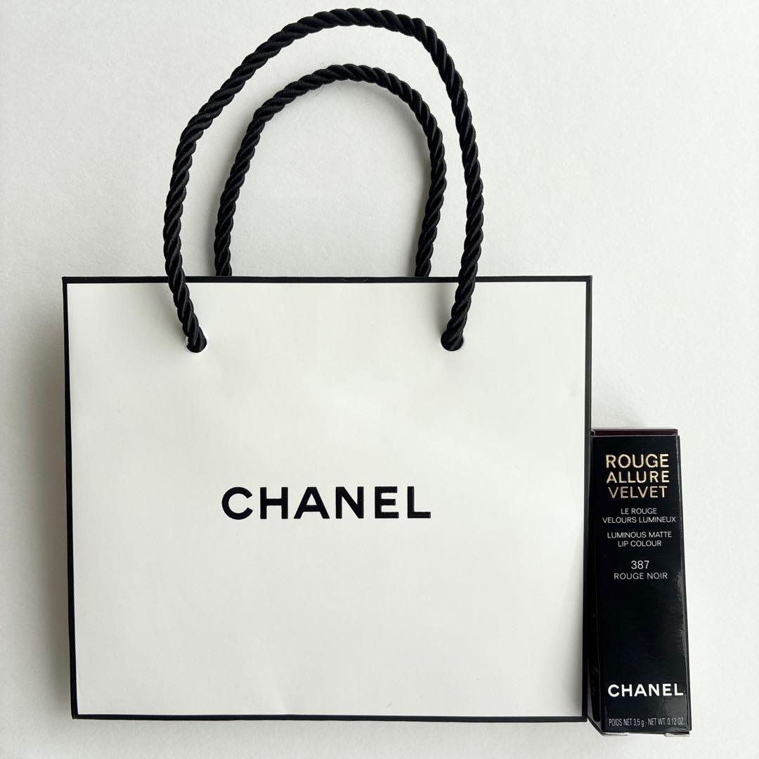 シャネル ルージュ アリュール ヴェルヴェット ルージュ ヌワール 387