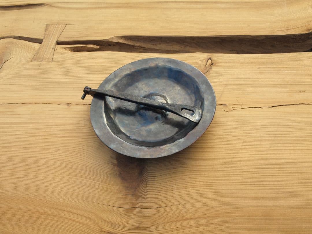 鍛造折り畳み式フライパン　ソロキャンプ焚き火キャンプギア