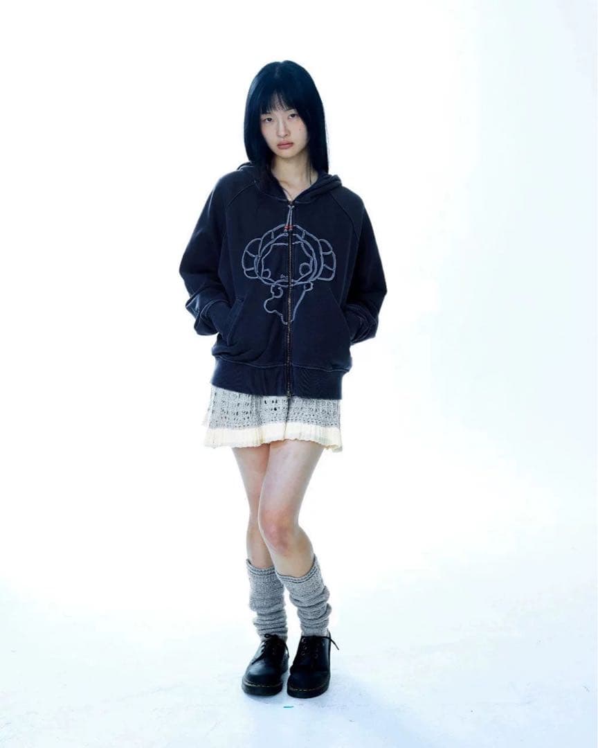 Coyseio ダークグレー フード付きジップパーカー