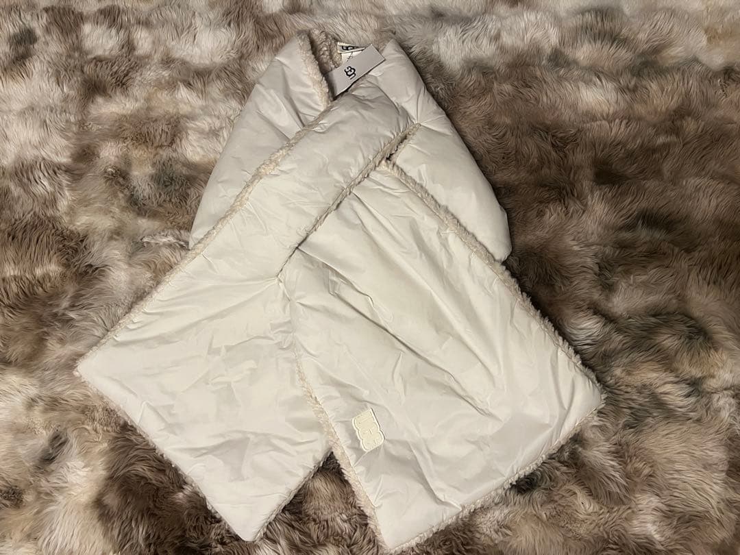 【24H以内発送】 UGG ボア マフラー ストール 新品未使用