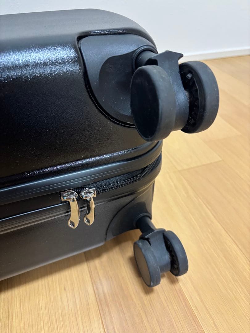 美品 子供が乗れるキャリーケース　キッズトラベルキャリーケース