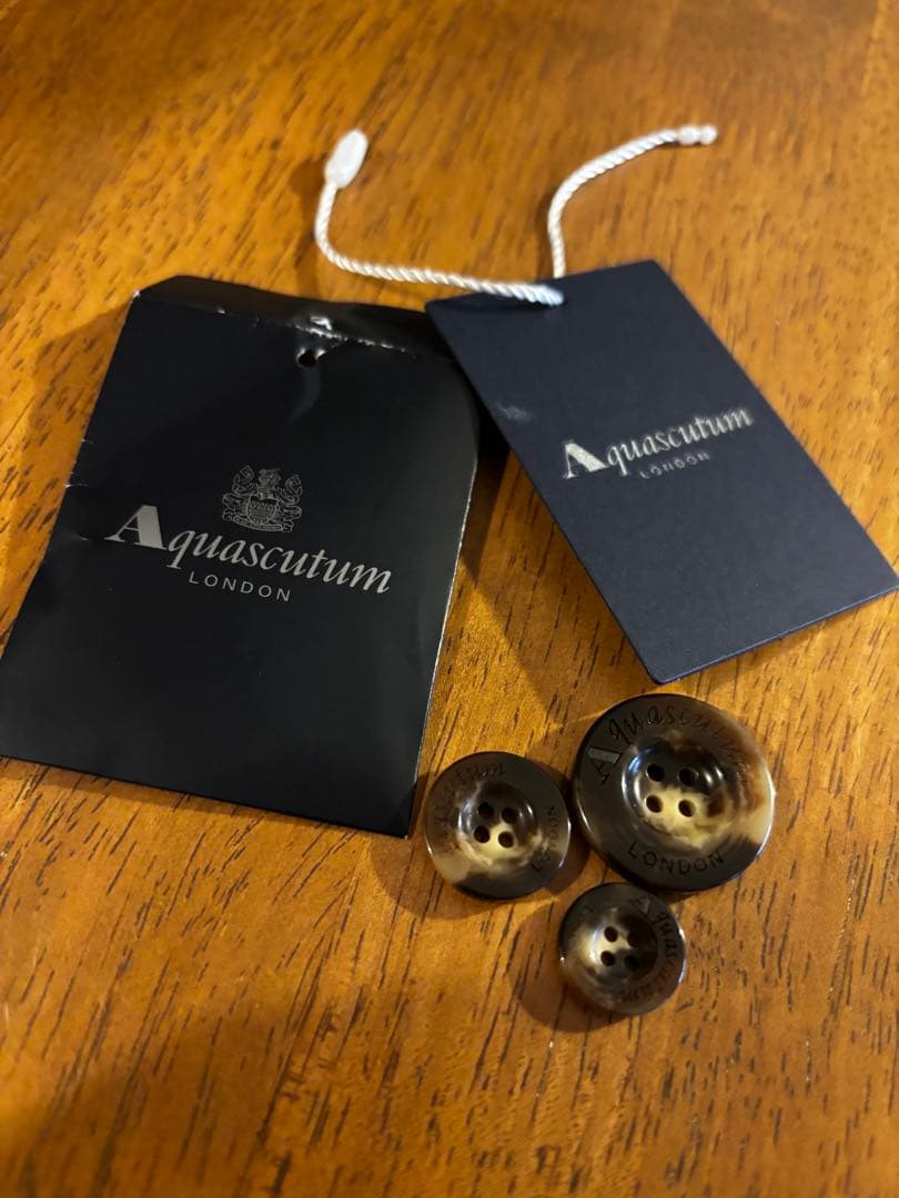 静様　新品未着用　アクアスキュータムトレンチコート 8（M）サイズ　レディース