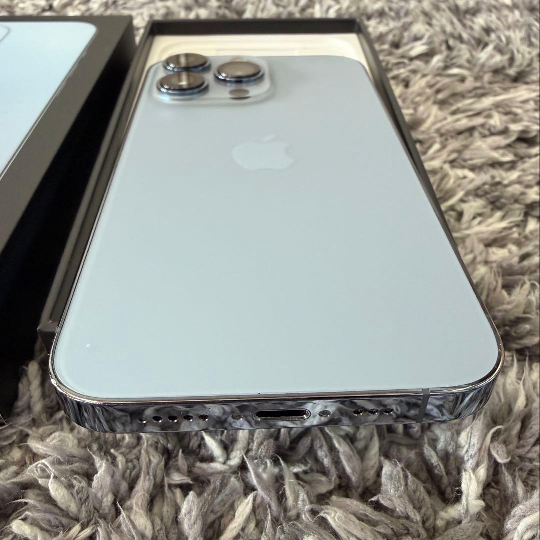 Apple iPhone 13 Pro 本体 シエラブルー