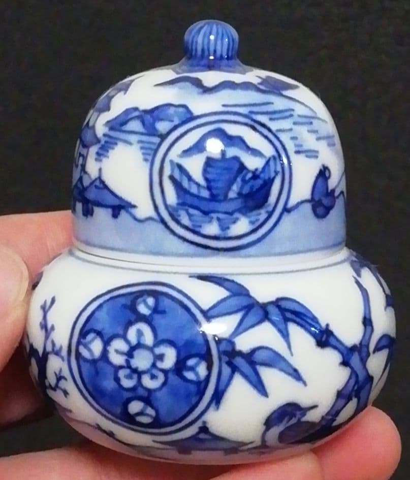 西村徳泉作　染付　祥瑞　瓢　香合　共箱　茶道具