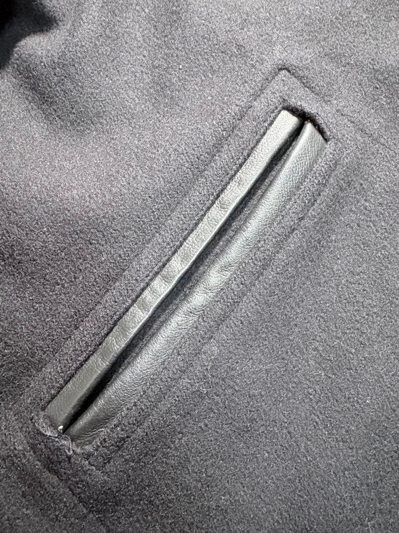 【美品】Supreme レザー　スタジャン アーチロゴ