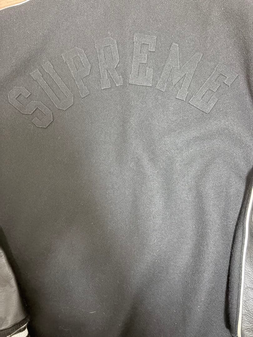 【美品】Supreme レザー　スタジャン アーチロゴ