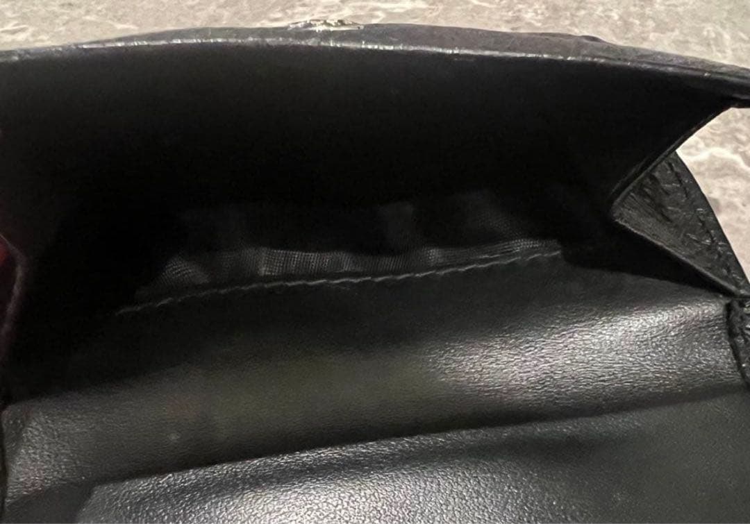 PRADA 三つ折り財布 ヴィッテロダイノ