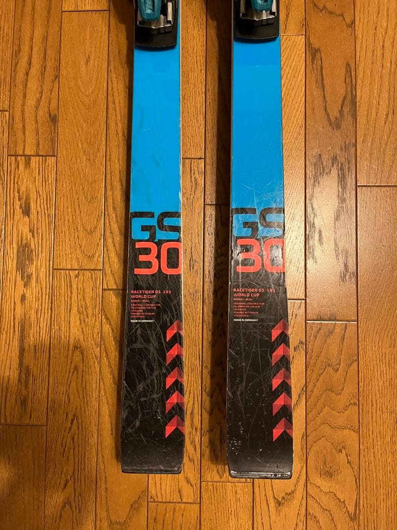 ジャンク　Volkl スキー板 RACETIGER GS 193