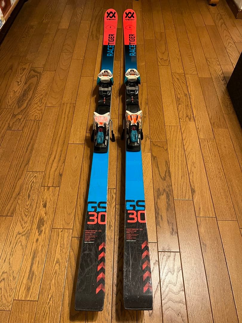 ジャンク　Volkl スキー板 RACETIGER GS 193