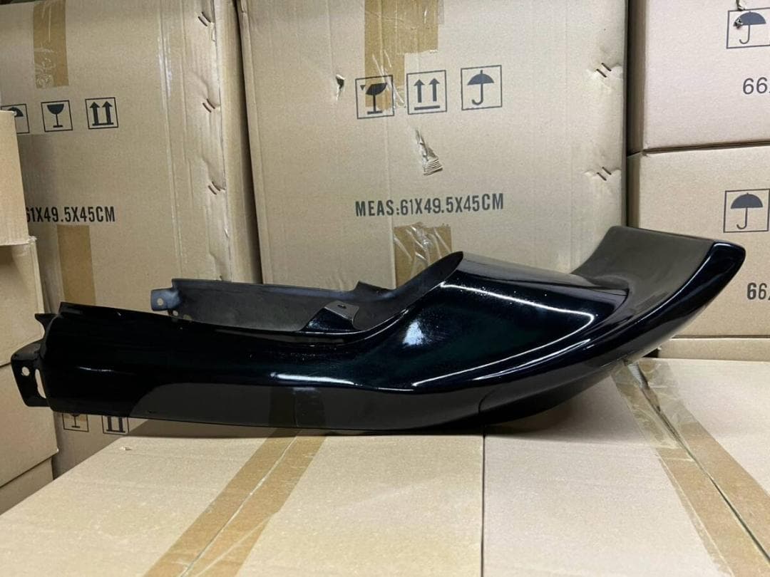 ジェイド250　ハネテールカウル　黒 ノーマル用　/希少 当時物