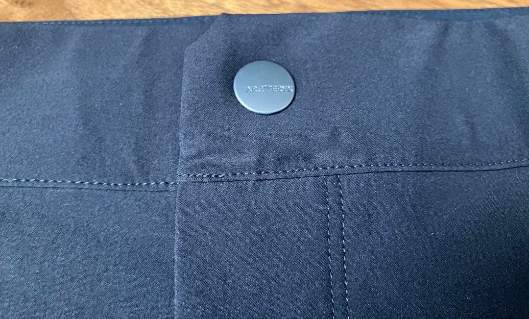 Y*）様 【新品売切】ARC'TERYX Gamma Lightweight s