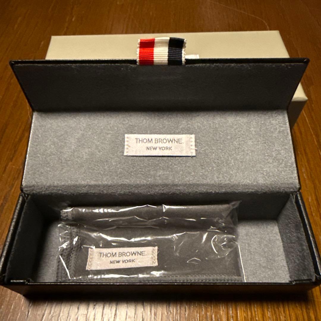 THOM BROWNE サングラス