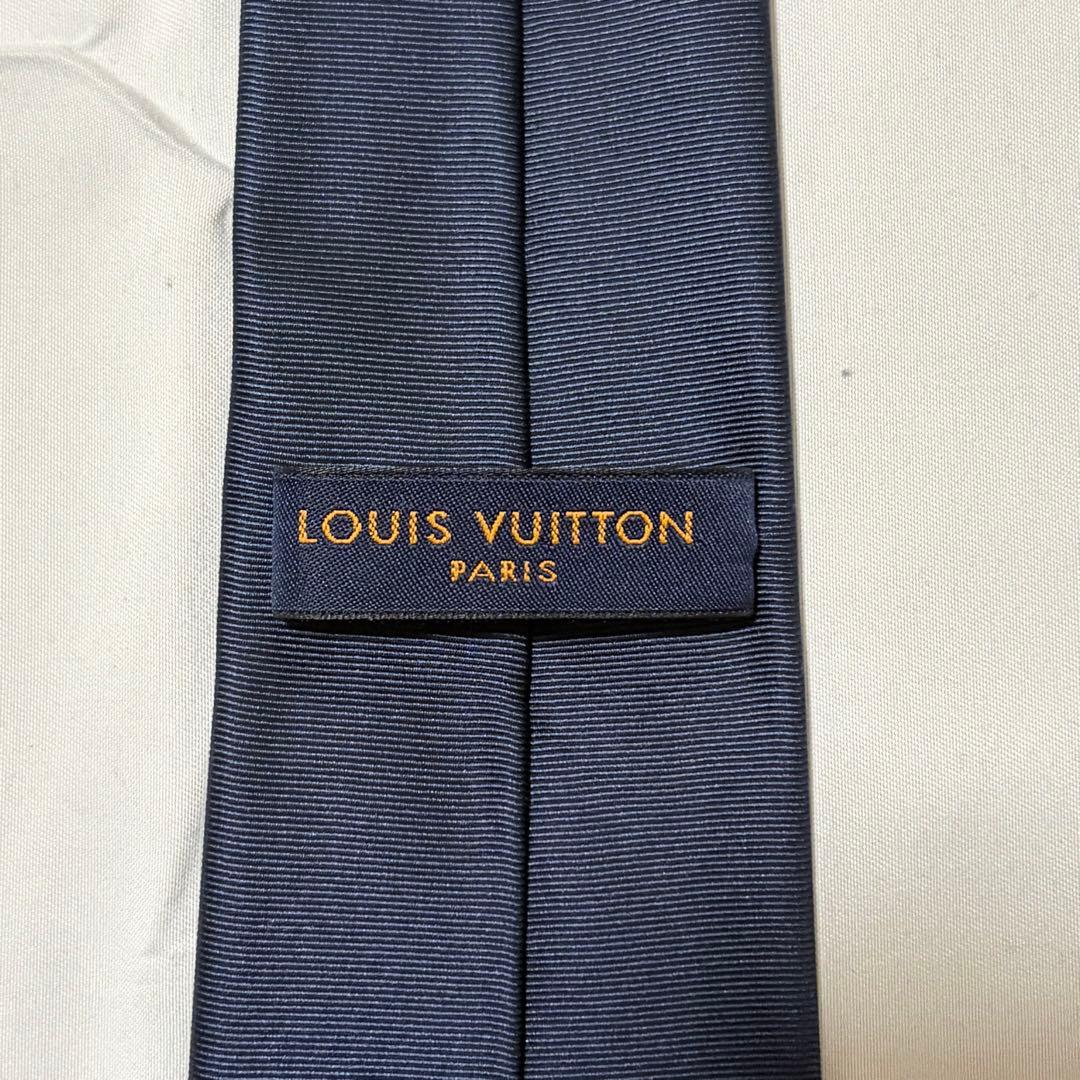未使用 ルイヴィトン ネクタイ スパイダー刺繍 ネイビー