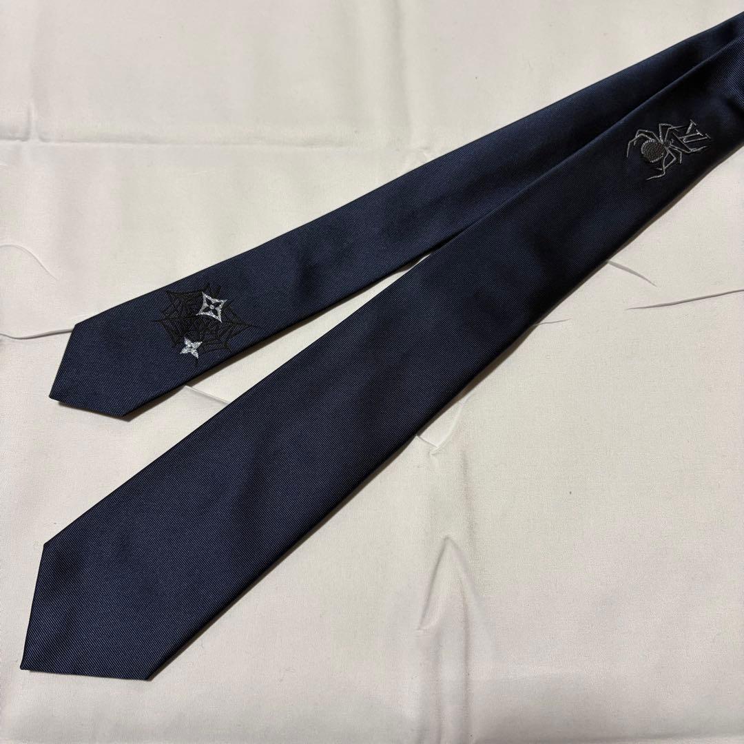 未使用 ルイヴィトン ネクタイ スパイダー刺繍 ネイビー