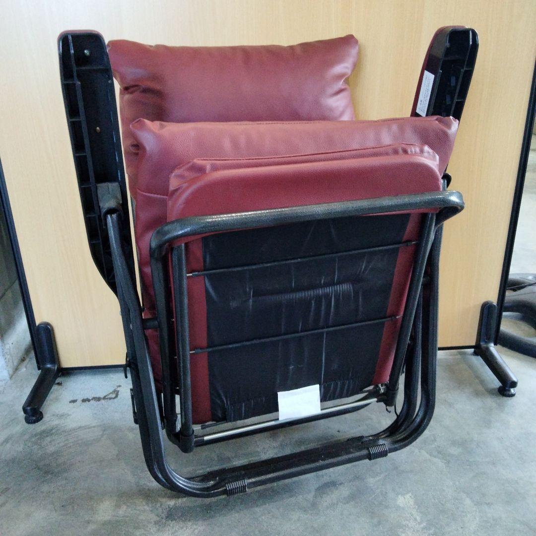 折り畳み可能　リクライニングチェア　ワインレッド