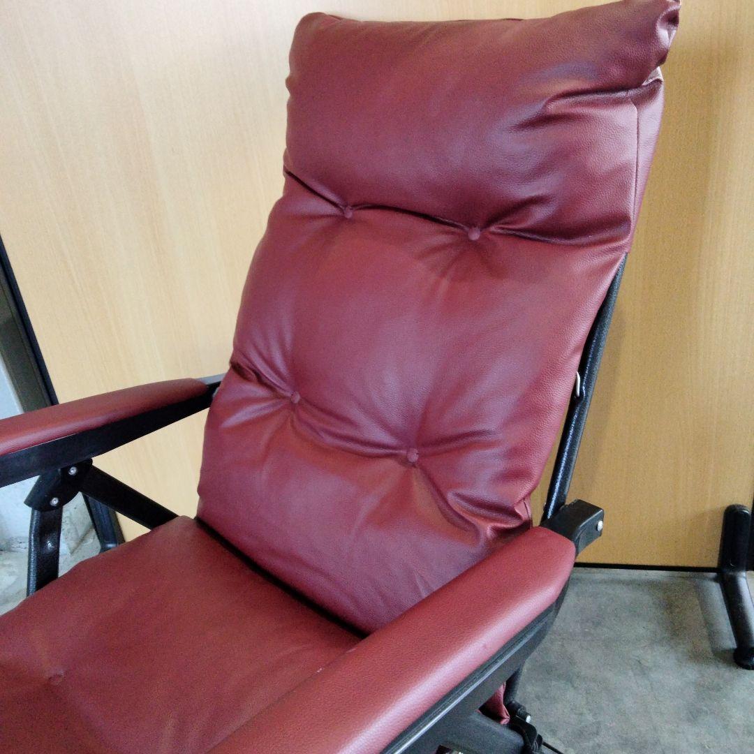 折り畳み可能　リクライニングチェア　ワインレッド