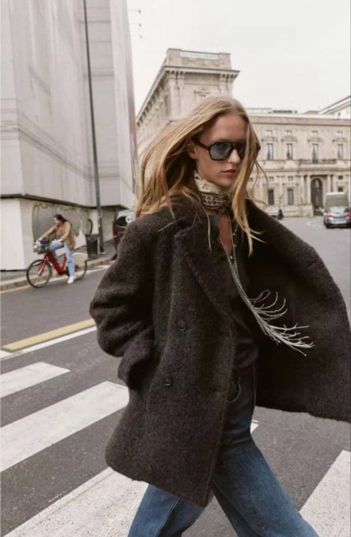 新品タグ付き　ZARA ブークレダブルブレストミディ丈コート　M