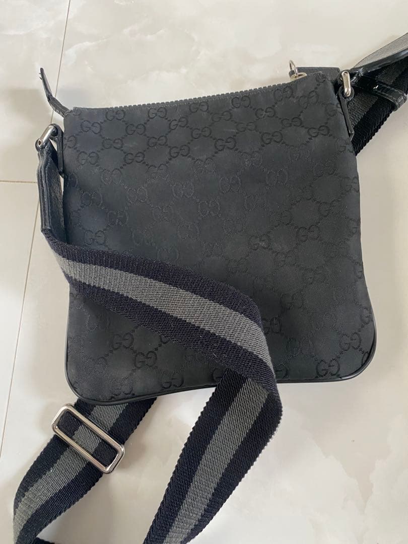 GUCCI GGパターン　ショルダーバック